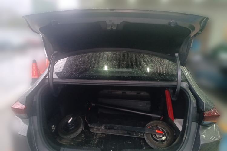 Used GAC Trumpchi EMPOW 2023 270T DCT J15 Version Trunk