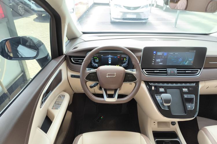 Used Bestune M9 2023 2.0T Ultimate Edition