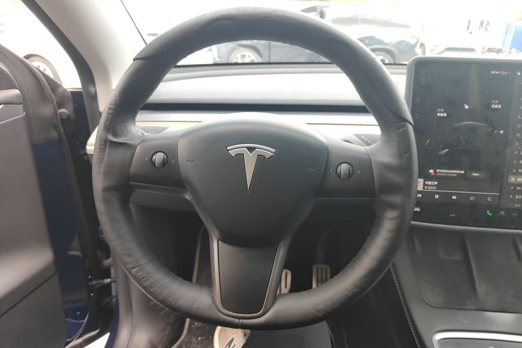 Used Tesla Model Y 2021 Long-Range All-Wheel-Drive Version