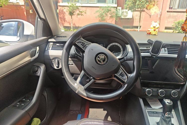 Used Skoda Octavia 2020 1.5L Automatic SmartDrive Luxury Edition