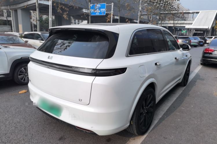 Used Li Auto L7 2023 Max model
