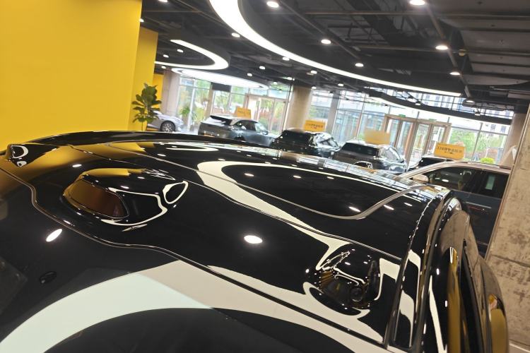 Used Nio ES6 2023 75 kWh Roof