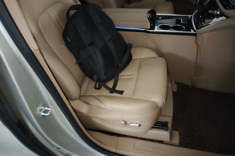 Used Buick GL8 2020 ES Land Cruiser 653T Luxury Model
