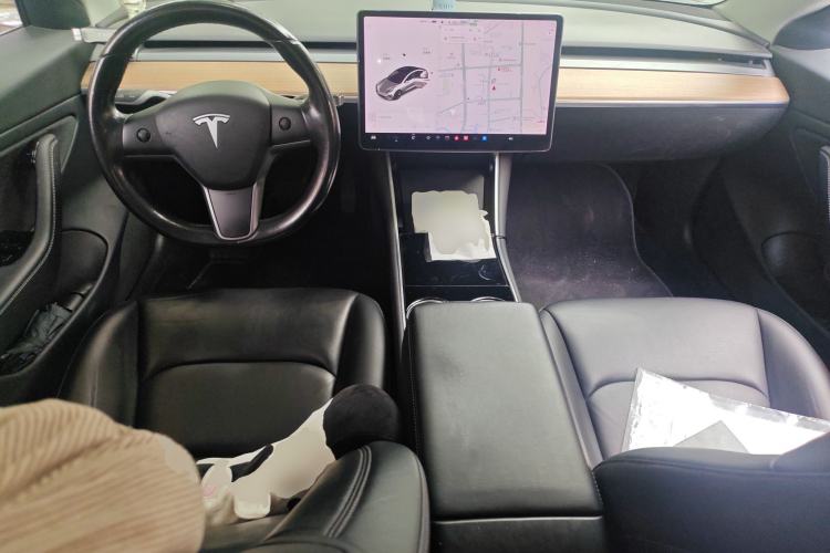 Used Tesla Model 3 2019 Long-Range Rear-Wheel-Drive Version
