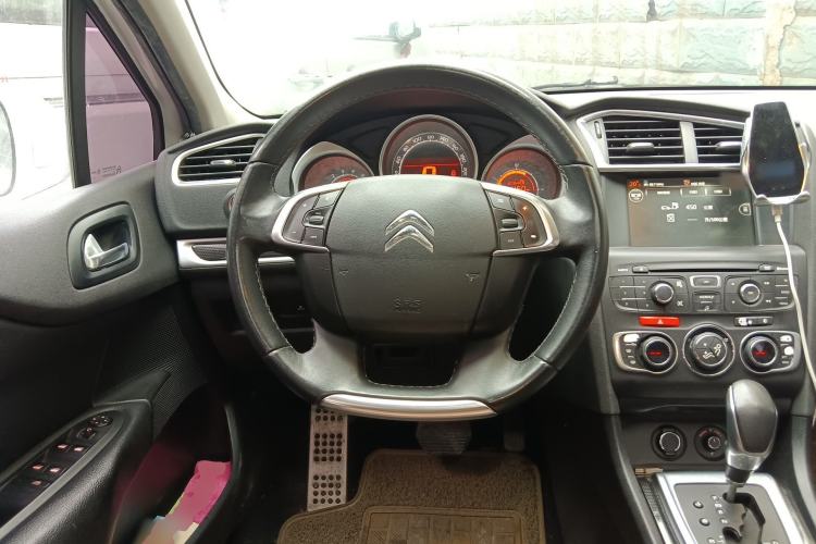Used Citroen C4L 2014 1.6THP Intelligent Drive Automatic Dynamic Model Steering Wheel