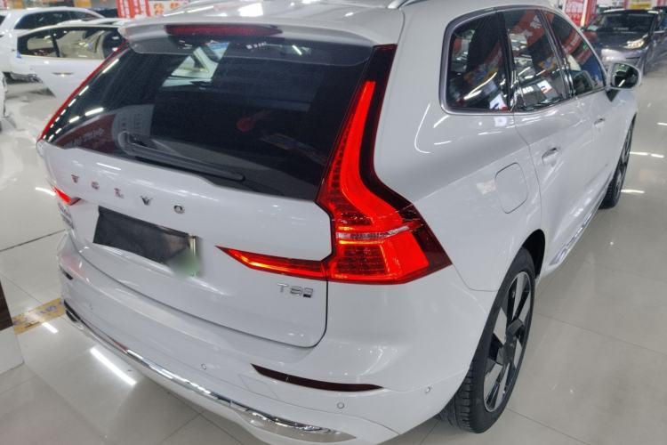 Used Volvo XC60 New Energy 2024 T8 Plug-in Hybrid Long-Range All-Wheel Drive Smart Luxury Edition Rear Right 45 Deg