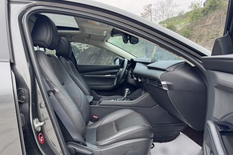 Used Mazda 3 Axela 2021 2.0L Automatic Zhiya Edition