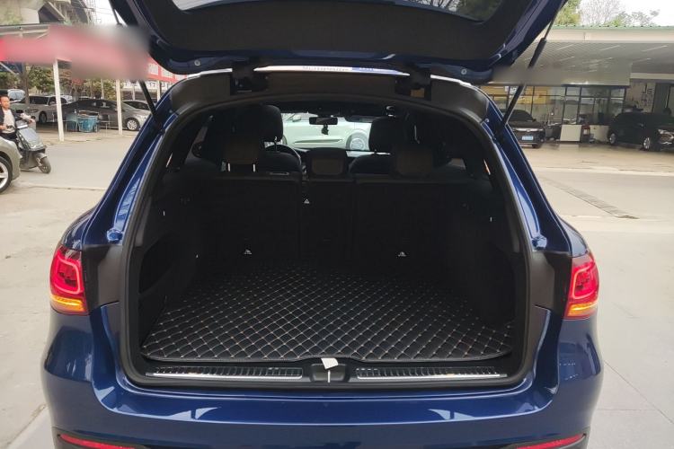 Used Mercedes-Benz GLC 2020 GLC 260 L 4MATIC Dynamic Model Trunk