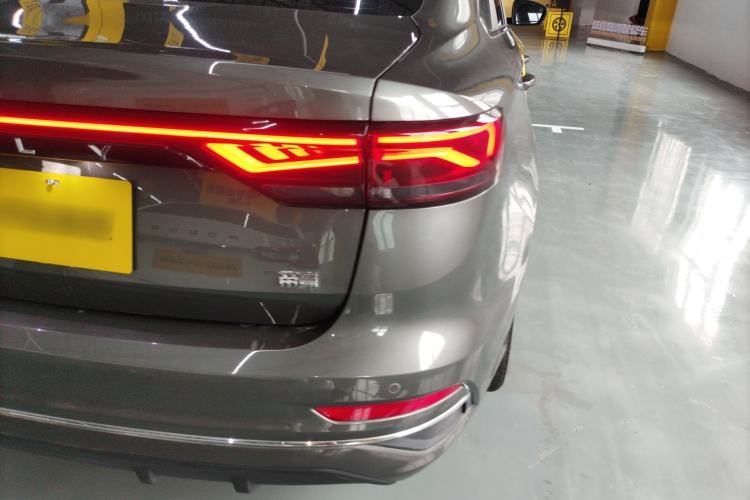 Used Geely Auto Emgrand 2023 4th Generation Champion Edition 1.5L CVT Prestige Model