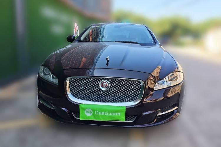Used Jaguar XJ 2014 XJL 2.0T Two-Wheel Drive Panoramic Business Edition
