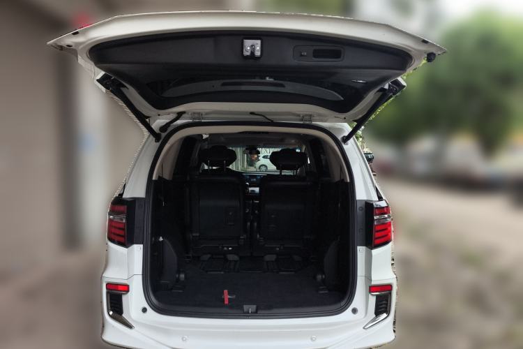 Used Honda Elysion 2019 2.0L Hybrid Luxury Edition