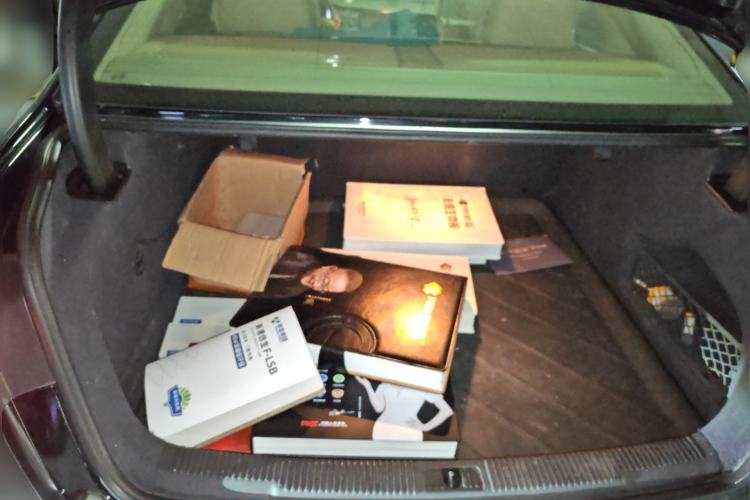 Used Audi A6L 2012 35 FSI quattro Luxury Model Trunk