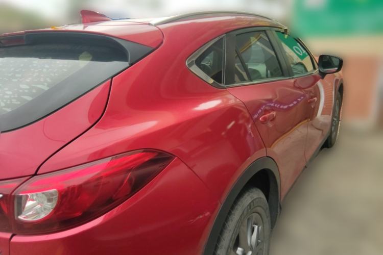 Used Mazda CX-4 2018 2.0L Automatic Two-Wheel Drive Blue Sky Premium Upgrade Version China V Standard
