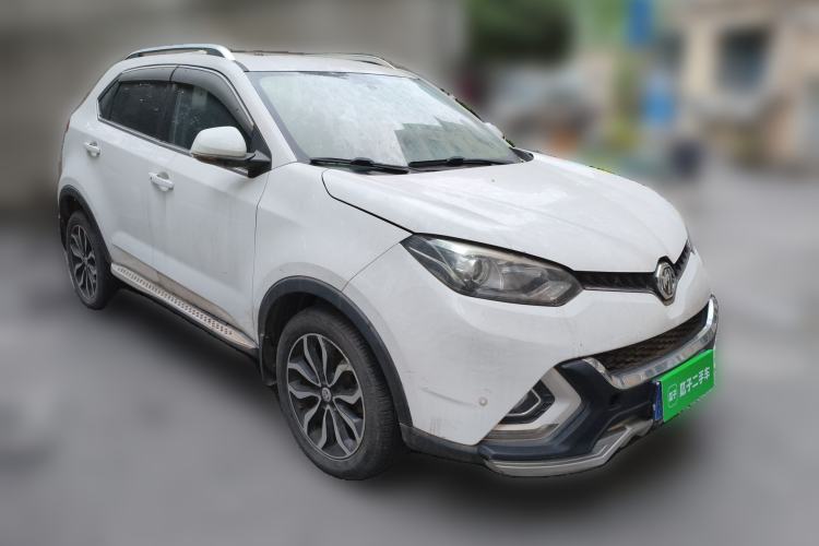 Used MG GS 2015 1.5TGI TST Luxury Edition Front Right 45 Deg