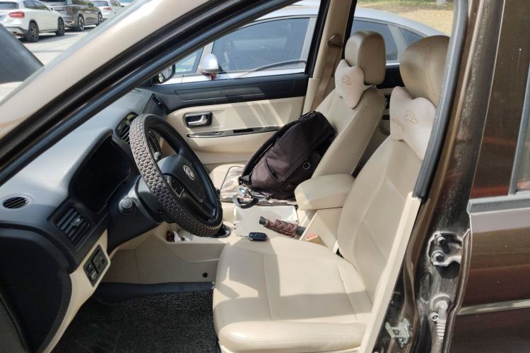 Used Dongfeng Fengon 360 2015 1.5L Manual Comfort II 7-Seater Left Front Seat