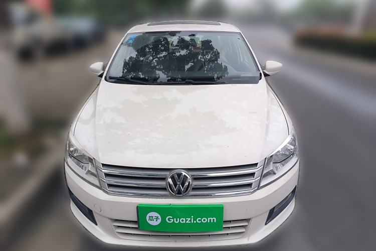 Used Volkswagen Santana 2015 1.6L Manual Comfort Edition
