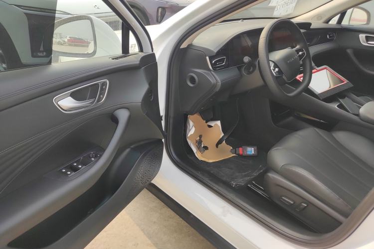 Used Roewe D7 2025 DMH 125km World Champion Edition
