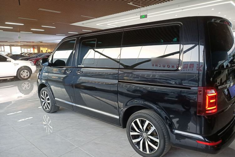 Used Volkswagen Multivan 2018 2.0 TSI 4x4 Style Edition 7 Seats
