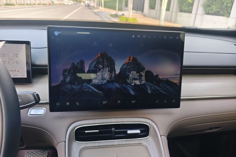 Used Chery Tiggo 8 PLUS 2025 290TGDI DCT Prestige 5-Seater