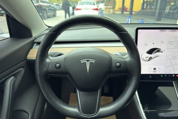 Used Tesla Model 3 2019 Long-Range Rear-Wheel-Drive Version
