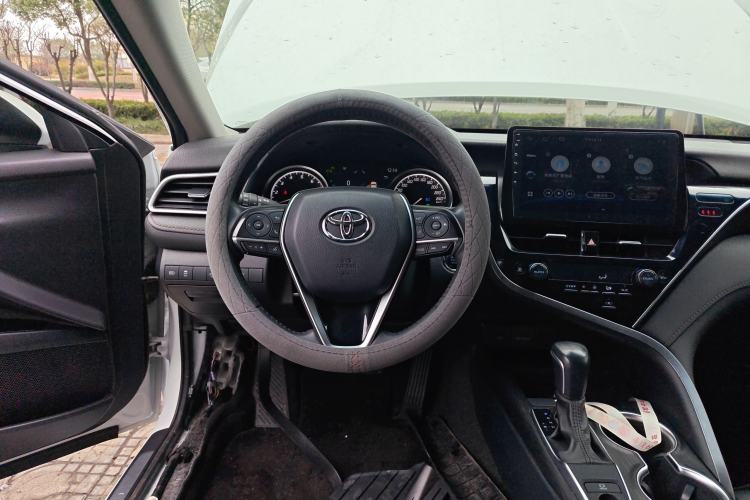 Used Toyota Camry 2021 2.0G Luxury Edition