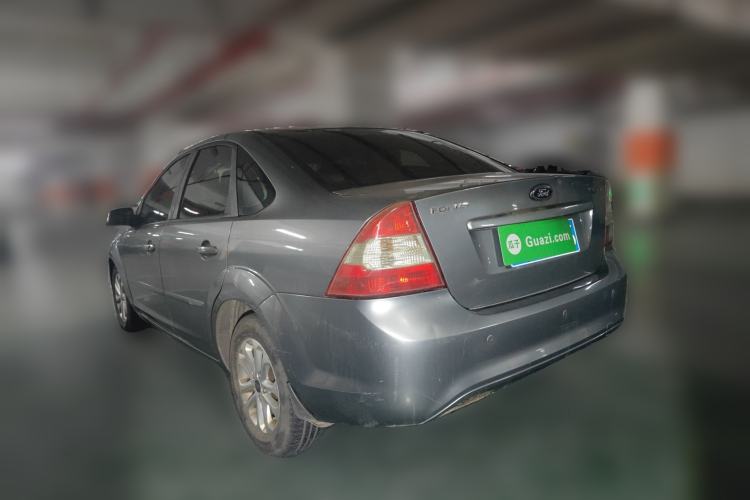 Used Ford Focus 2011 Sedan 1.8L Automatic Fashion Edition
