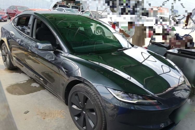 Used Tesla Model 3 2025 Rear-Wheel-Drive Version
