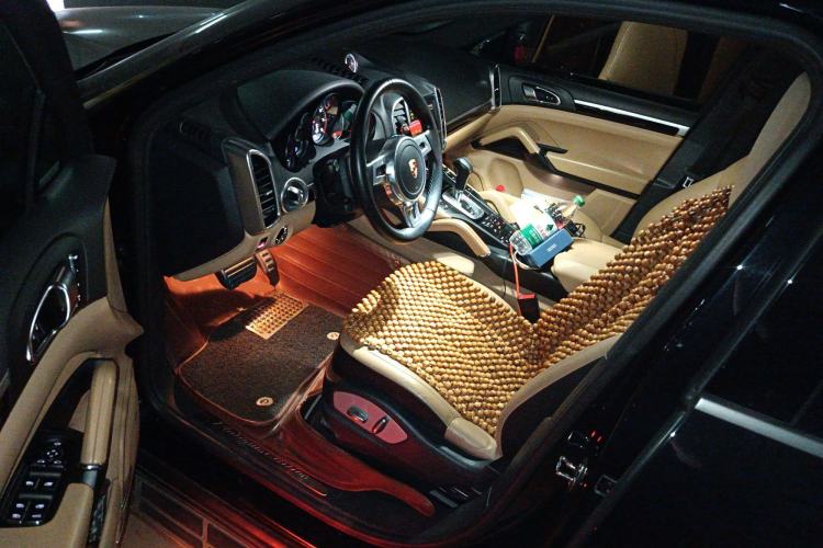 Used Porsche Cayenne 2014 Cayenne Platinum Edition 3.0T