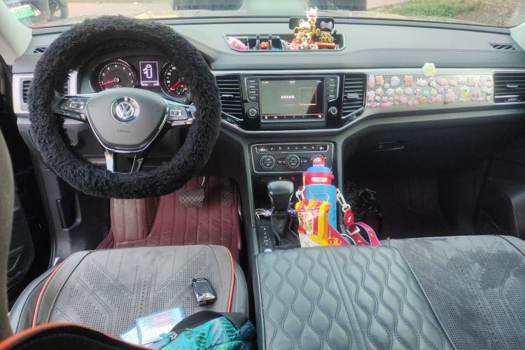 Used Volkswagen Teramont 2017 380TSI Four-Wheel Drive Luxury Edition Center Console