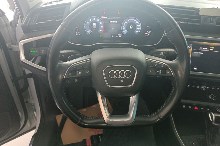 Used Audi Q3 2021 35 TFSI Fashion Dynamic Model