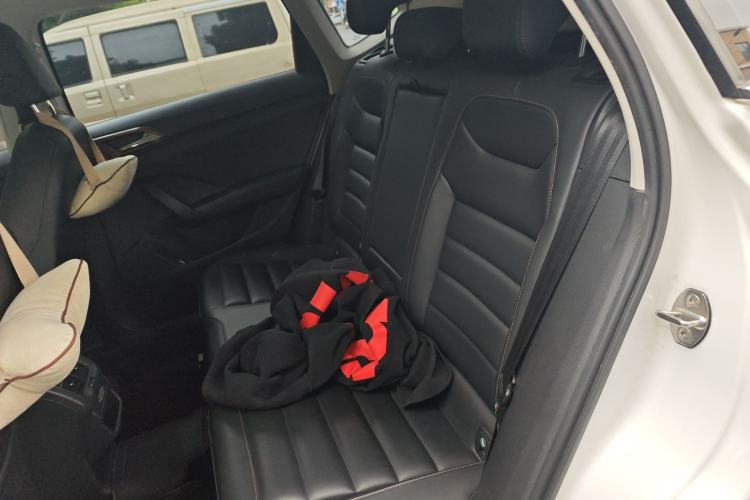 Used Volkswagen Tharu 2020 280TSI Two-Wheel Drive Luxury Edition China VI Standard
