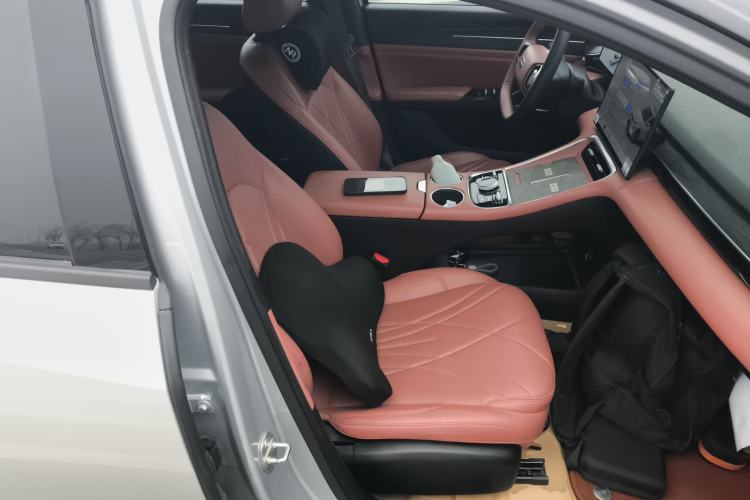 Used Geely Galaxy L6 2025 EM-i 140km Explorer+ Edition