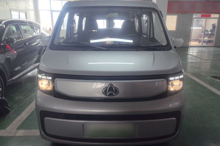 Used Chana Ruixing EM60 2025 Passenger Version Comfort Edition 6 Seats 300 km Range Side-Hinged Doors
