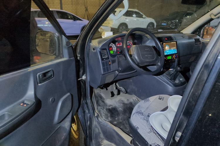 Used Jinbei Express 2018 2.0L Comfort Version V19
