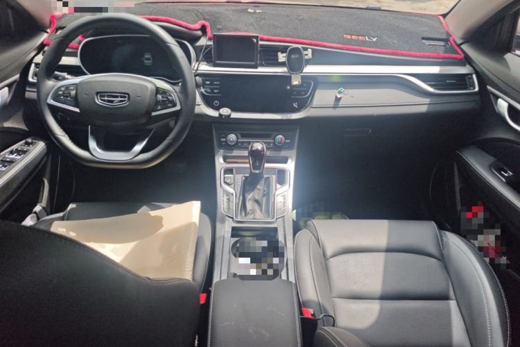 Used Geely Auto Emgrand 2020 1.5L CVT Upward Version Center Console