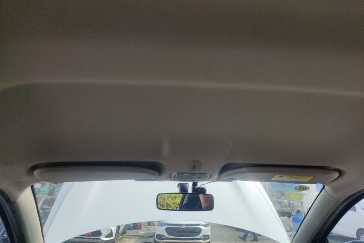 Used Citroen C3-XR 2015 1.6L Automatic Fashion Model Headliner