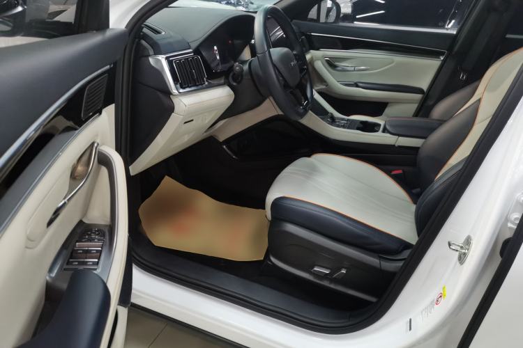 Used BYD Song PLUS New Energy 2024 HONOR Edition DM-i 110km Flagship Model Left Front Seat