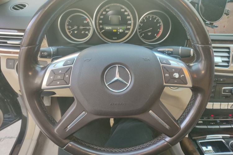 Used Mercedes-Benz E-Class 2015 E 260 L
