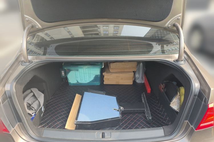 Used Volkswagen Magotan 2012 Revised Version 1.8TSI Leading Edition