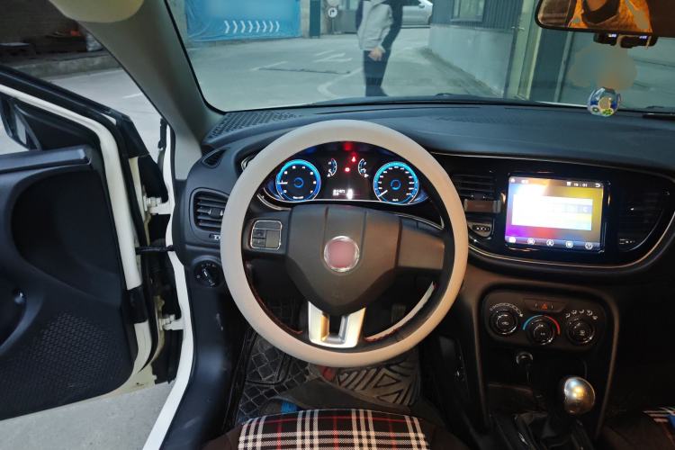 Used Fiat Viaggio 2015 1.4T Manual Enjoyment Edition
