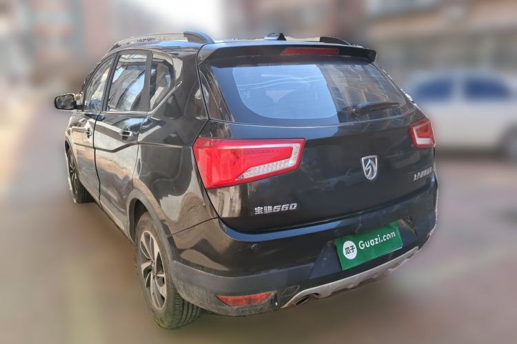 Used Baojun 560 2015 1.8L manual luxury version
