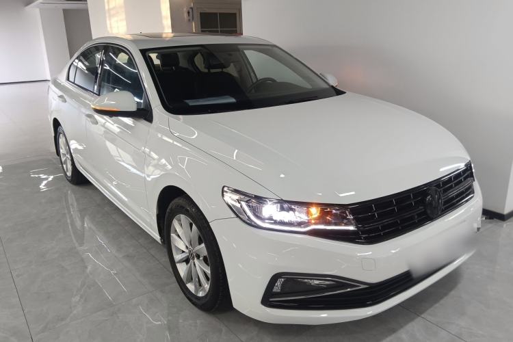 Used Volkswagen Bora 2021 1.5L Automatic Comfort Smart Connect Edition Front Right 45 Deg