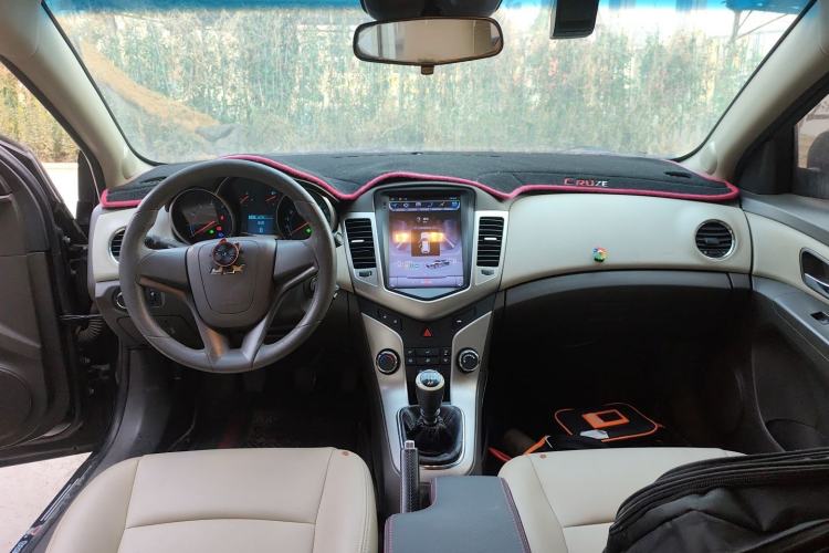 Used Chevrolet Cruze 2015 1.5L Classic SL MT