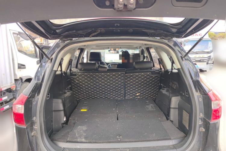 Used JMC Yusheng S350 2016 2.0T Automatic 4x4 Gasoline Luxury Version with Sunroof 7 Seats Trunk