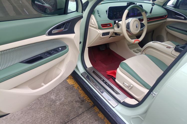 Used ORA Good Cat 2023 401 km Standard Range Premium Version Lithium Iron Phosphate Driver Seat