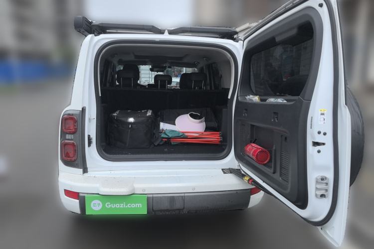 Used Haval H9 2024 2.0T Gasoline 4x4 Territory Edition Trunk