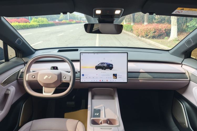 Used ONVO L60 2024 60 kWh Rear-Drive Version
