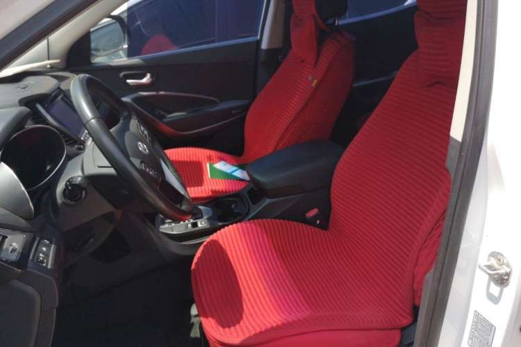 Used Hyundai Santa Fe 2013 2.4L Automatic 2WD Comfort Edition
