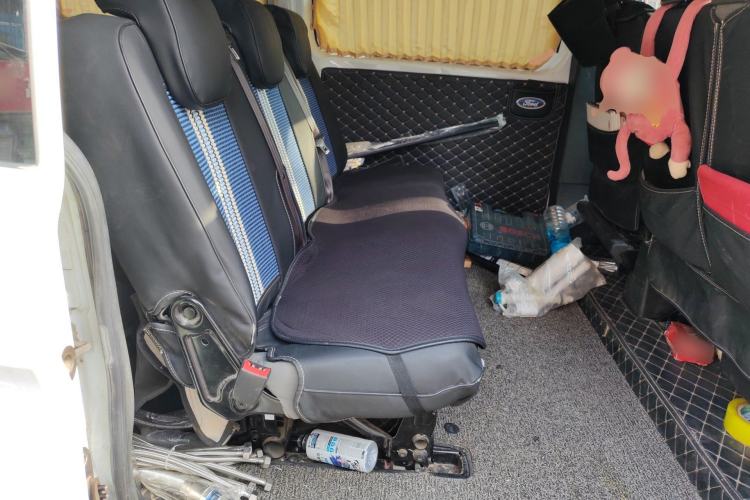 Used Ford Transit 2019 2.0T Diesel Multi-Purpose Commercial Vehicle Short Wheelbase Low Roof 6-Seater China VI Standard