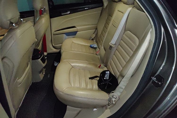 Used Ford Mondeo 2013 2.0L GTDi240 Flagship Edition
